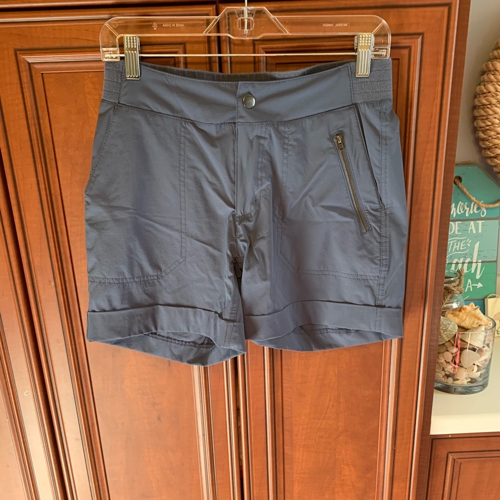 Shorts size S by Pacific Trail
